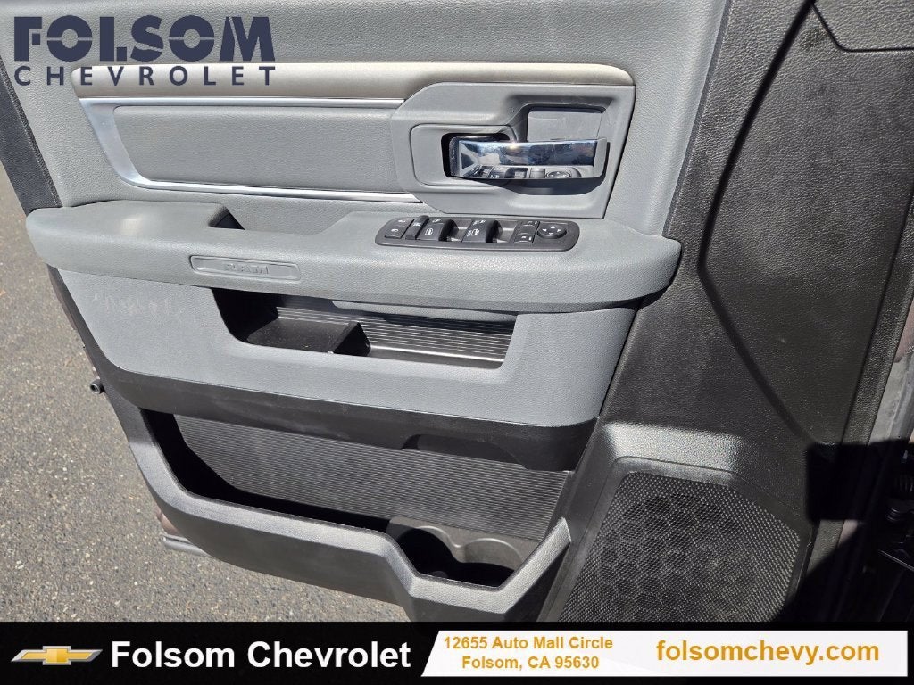 2019 RAM 1500 Classic Warlock Crew Cab 4x2 5'7" Box