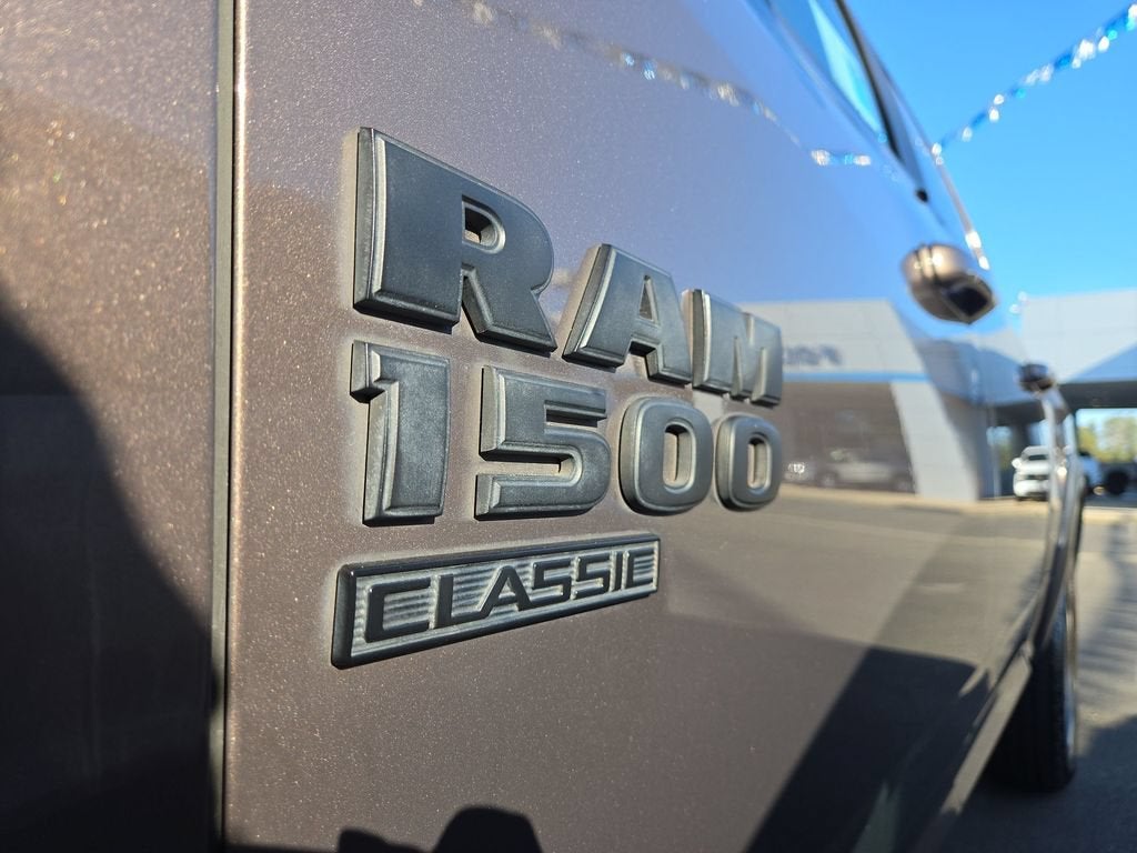 2019 RAM 1500 Classic Warlock Crew Cab 4x2 5'7" Box