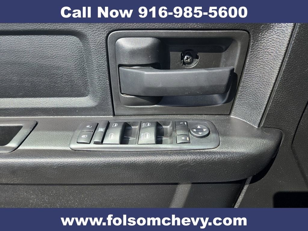 2019 RAM 1500 Classic Tradesman Crew Cab 4x4 5'7" Box