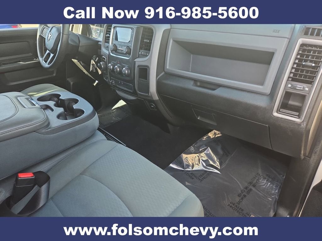 2019 RAM 1500 Classic Tradesman Crew Cab 4x4 5'7" Box