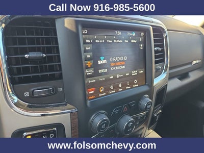 2019 RAM 1500 Classic Laramie Crew Cab 4x4 5'7" Box