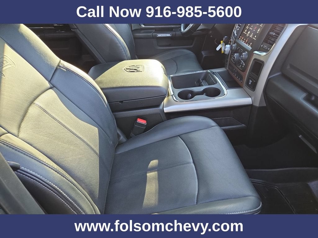 2019 RAM 1500 Classic Laramie Crew Cab 4x4 5'7" Box