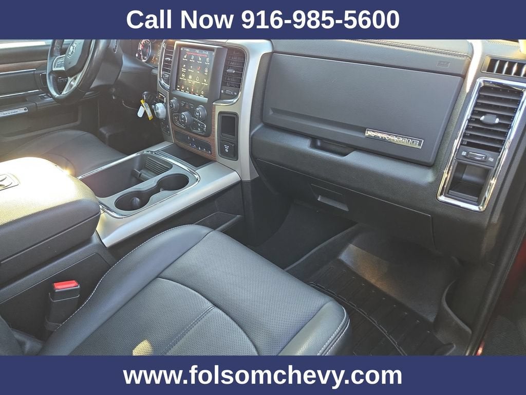 2019 RAM 1500 Classic Laramie Crew Cab 4x4 5'7" Box