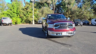 2019 RAM 1500 Classic Laramie Crew Cab 4x4 5'7" Box