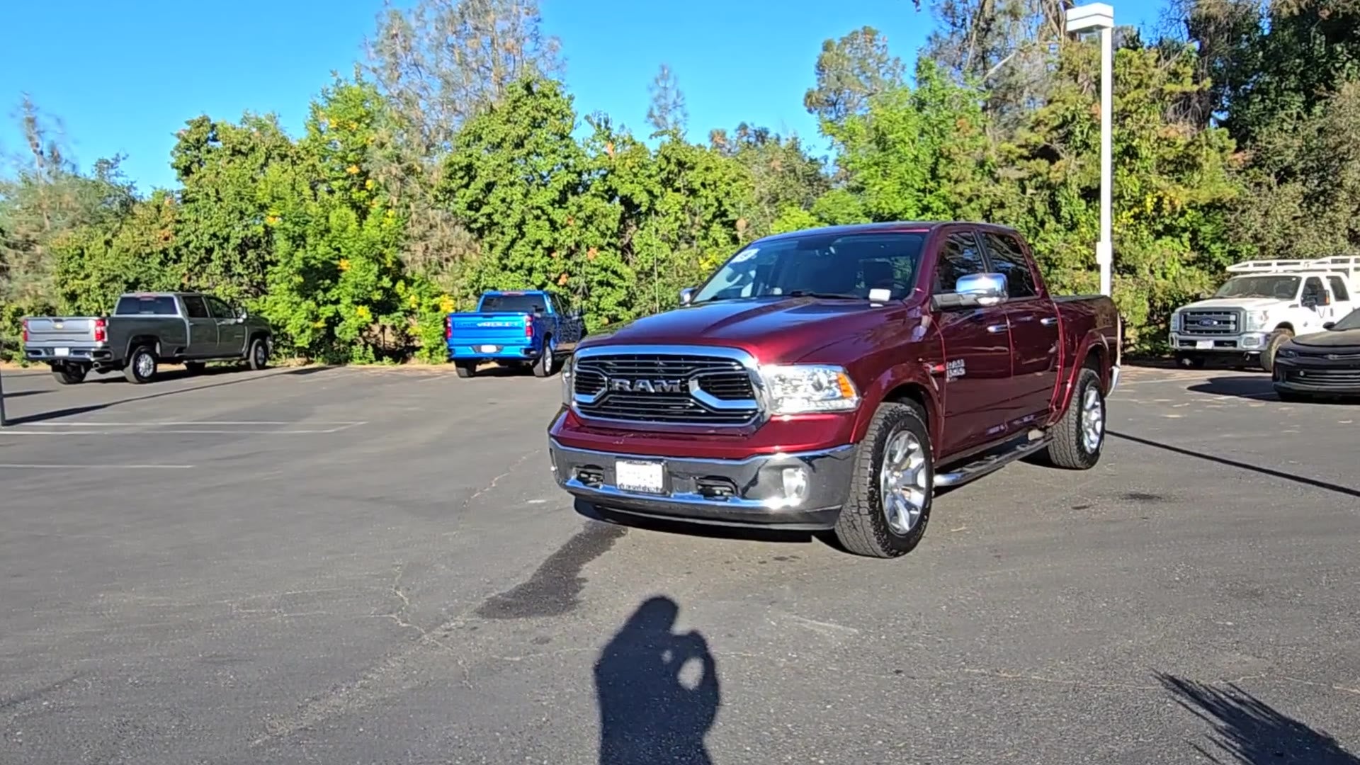 2019 RAM 1500 Classic Laramie Crew Cab 4x4 5'7" Box