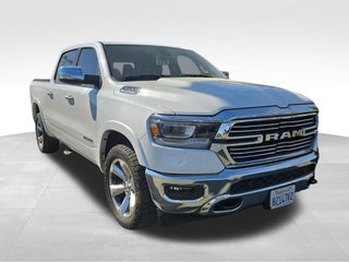 2019 RAM 1500 Laramie Crew Cab 4x4 5'7" Box