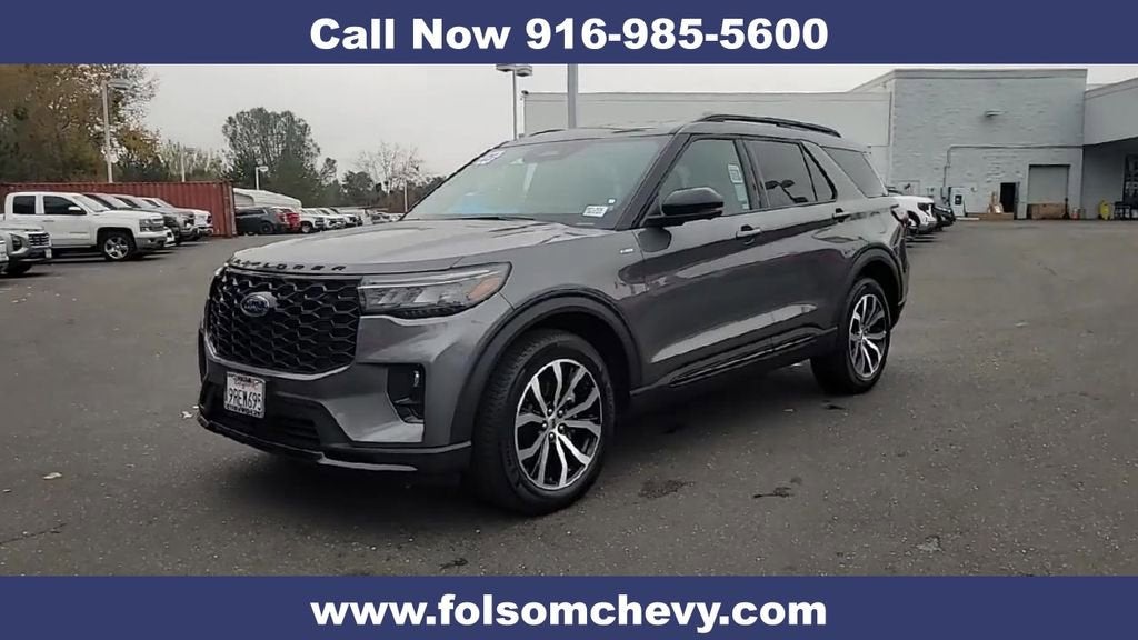 2025 Ford Explorer ST-Line