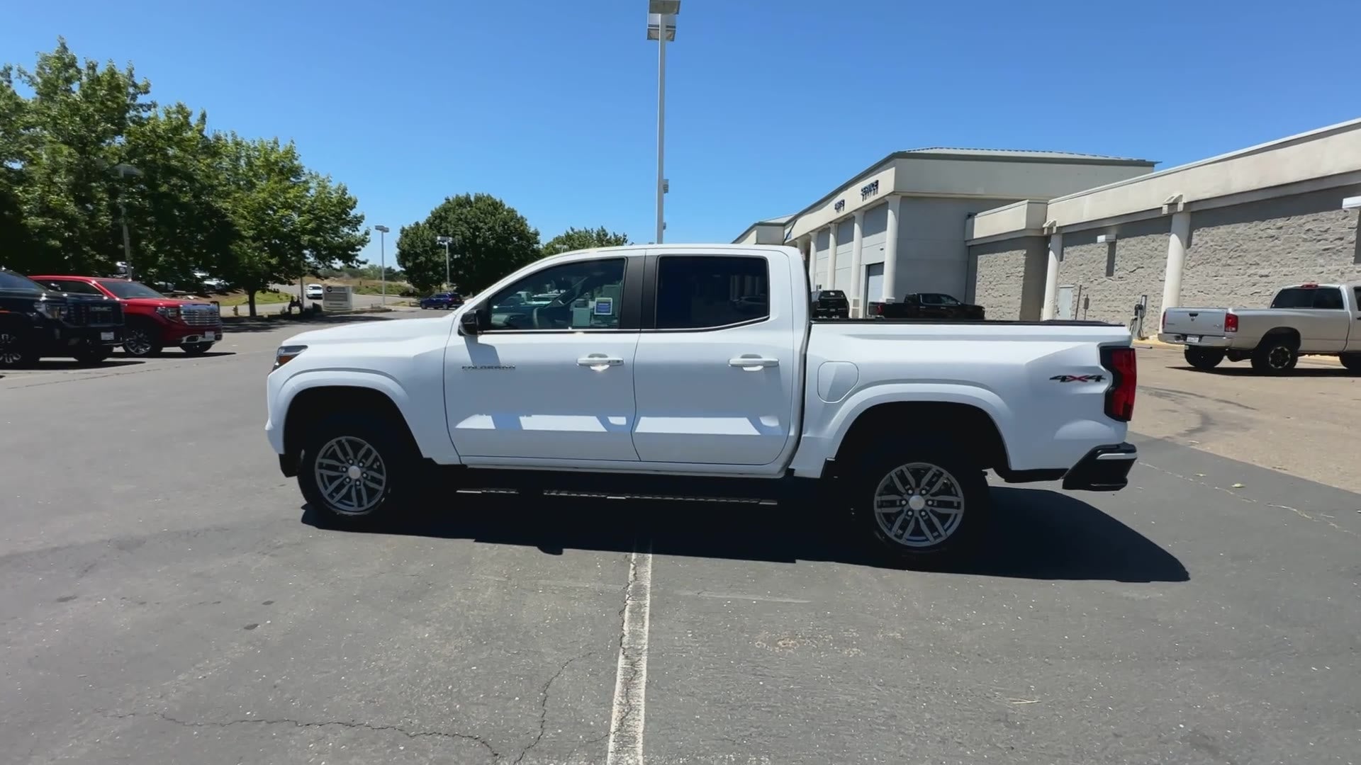 2024 Chevrolet Colorado LT