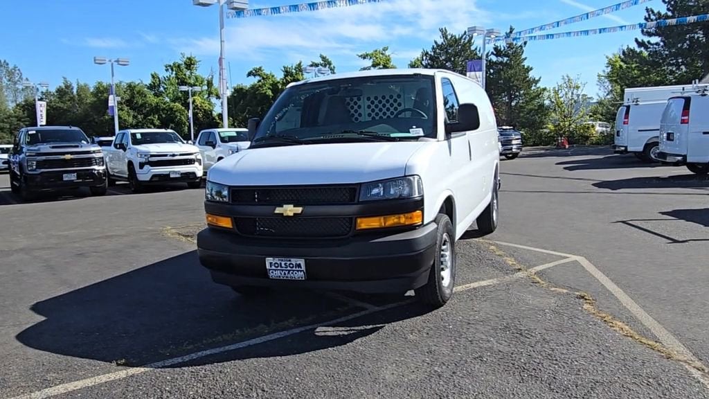 2026 Chevrolet Express Cargo WT