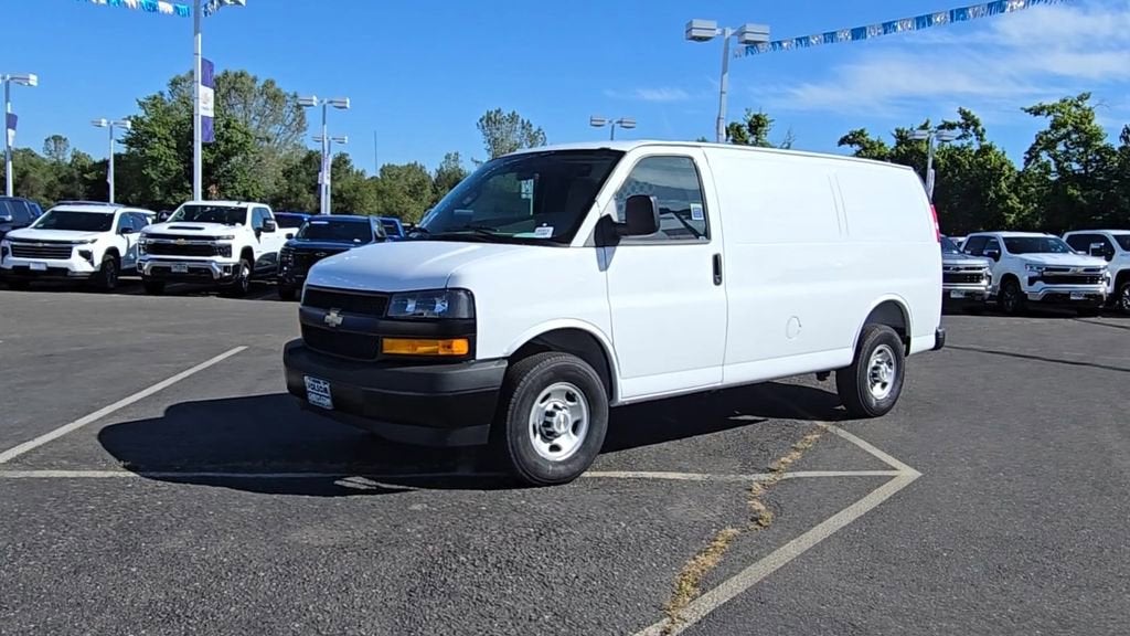 2026 Chevrolet Express Cargo WT