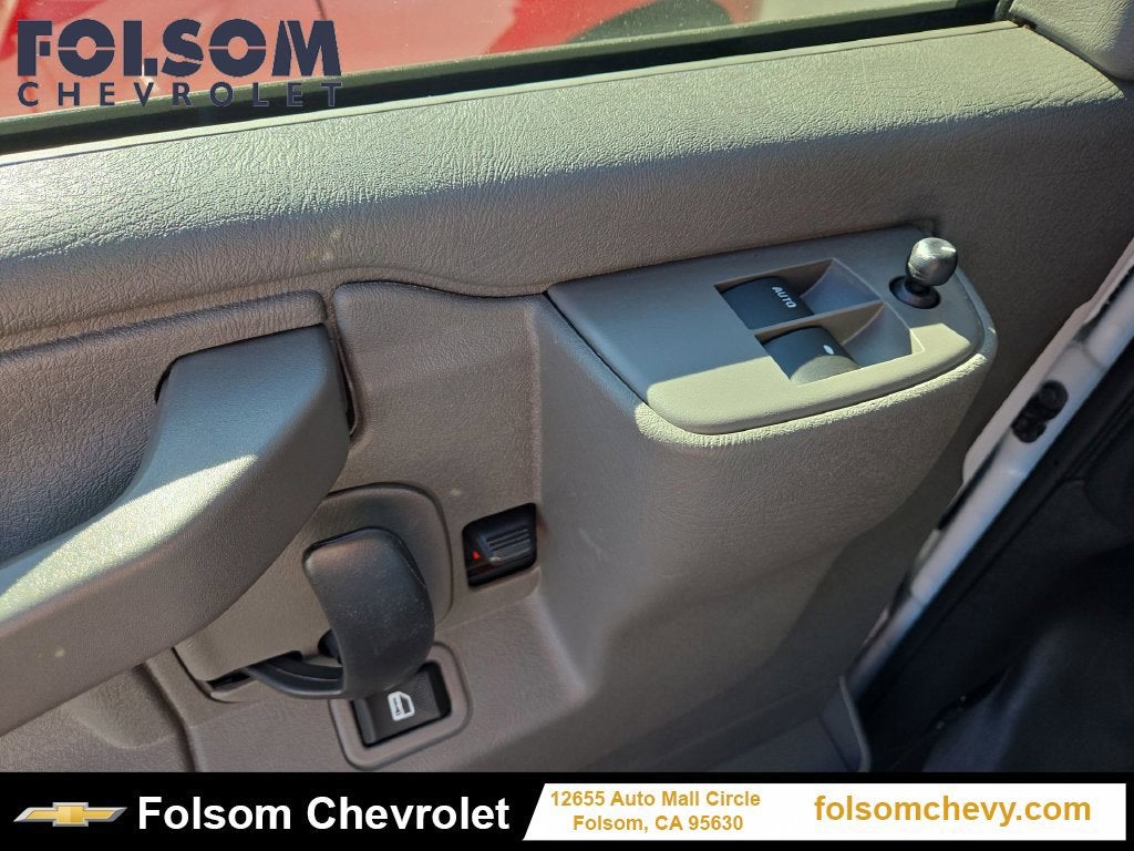 2026 Chevrolet Express Cargo WT