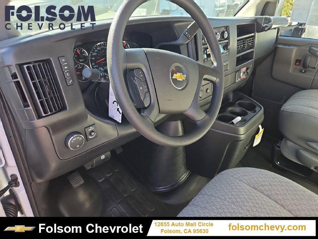 2026 Chevrolet Express Cargo WT