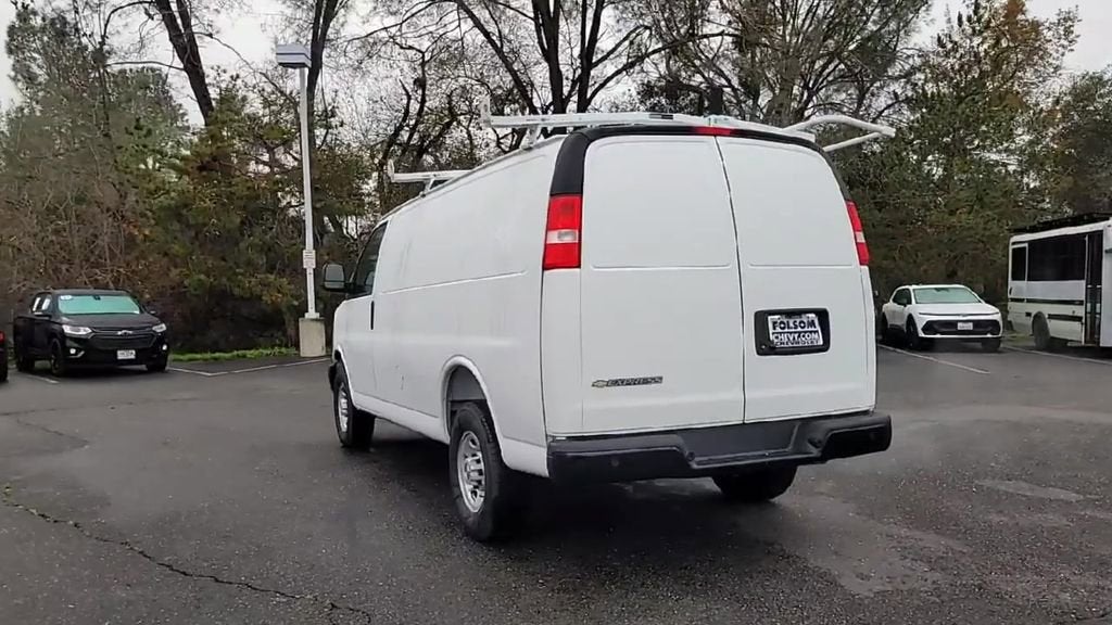 2025 Chevrolet Express Cargo 2500 WT