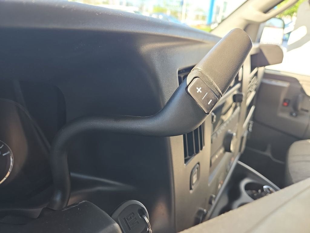 2026 Chevrolet Express Cargo 1WT