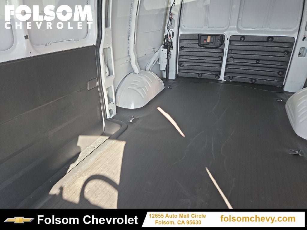 2026 Chevrolet Express Cargo WT