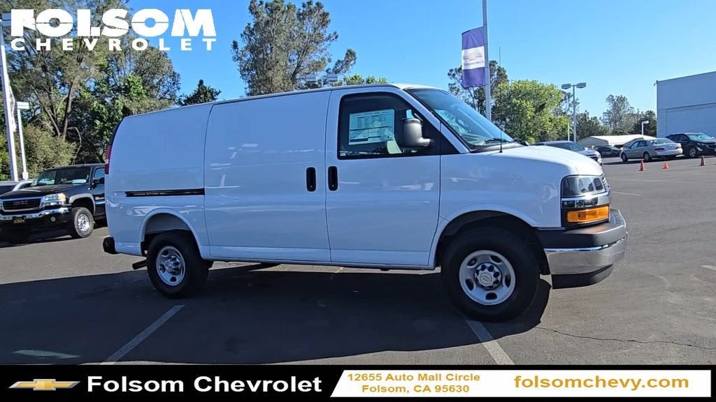 2026 Chevrolet Express Cargo WT