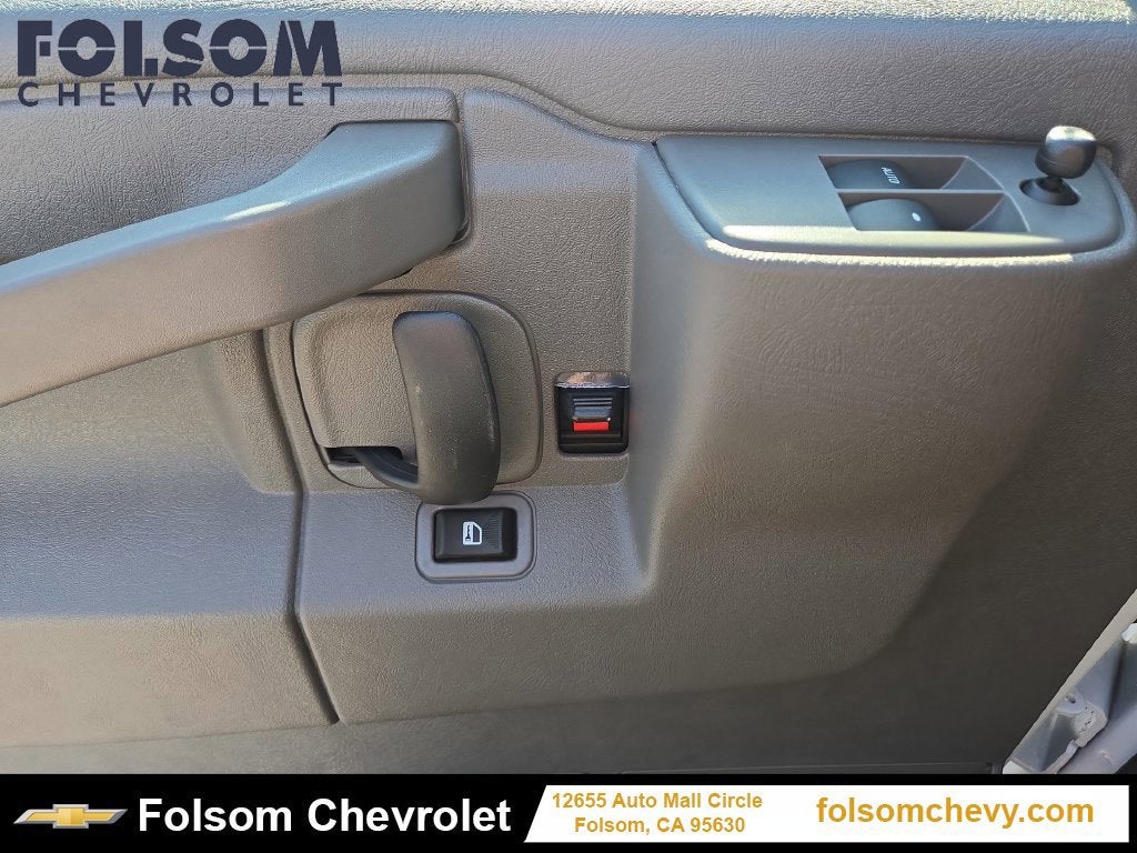 2026 Chevrolet Express Cargo WT