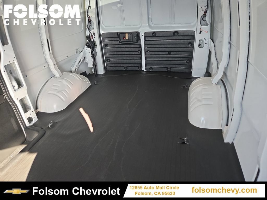 2026 Chevrolet Express Cargo WT