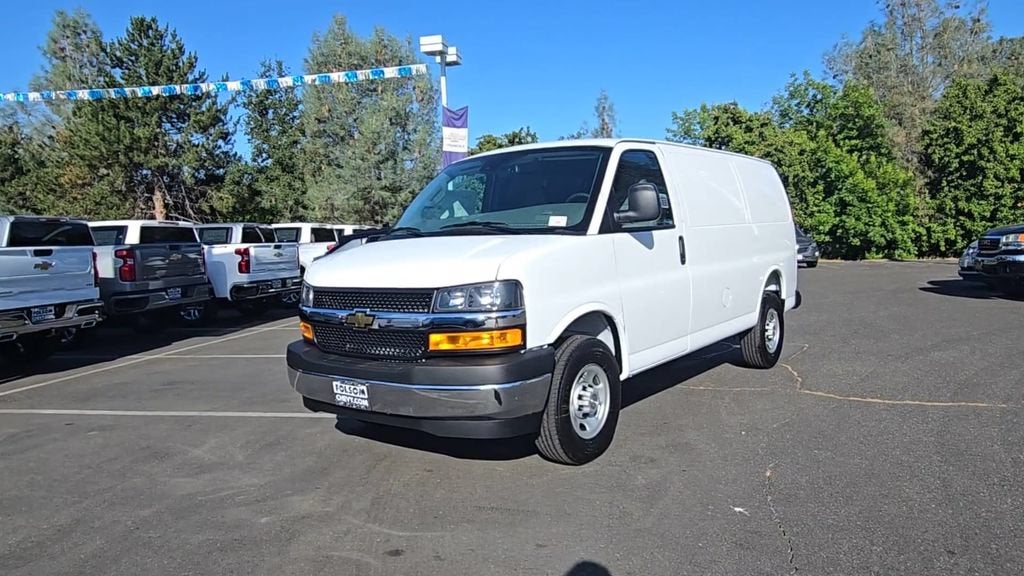 2026 Chevrolet Express Cargo WT