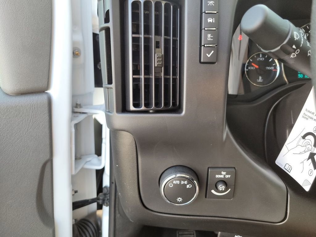 2025 Chevrolet Express Cargo 2500 WT