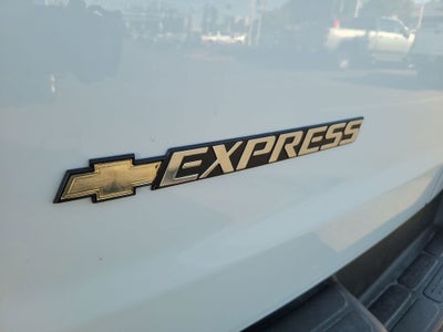 2025 Chevrolet Express Cargo 2500 WT