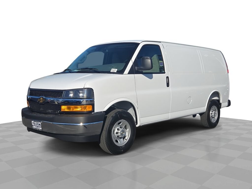 2026 Chevrolet Express Cargo WT