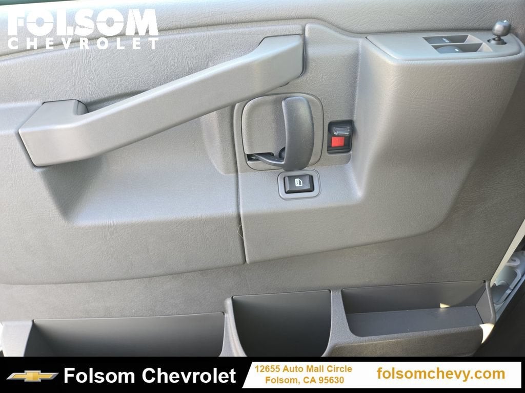 2026 Chevrolet Express Cargo WT