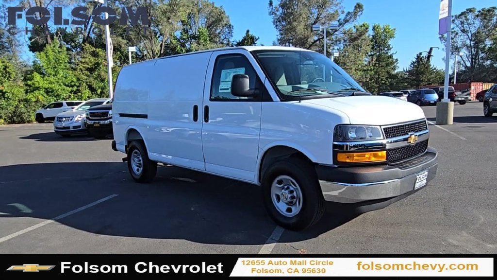 2026 Chevrolet Express Cargo WT
