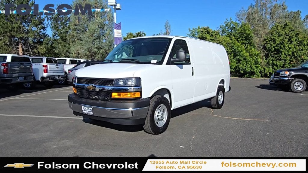 2026 Chevrolet Express Cargo WT