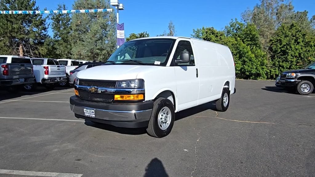 2026 Chevrolet Express Cargo WT