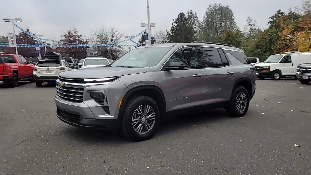 2026 Chevrolet Traverse LT