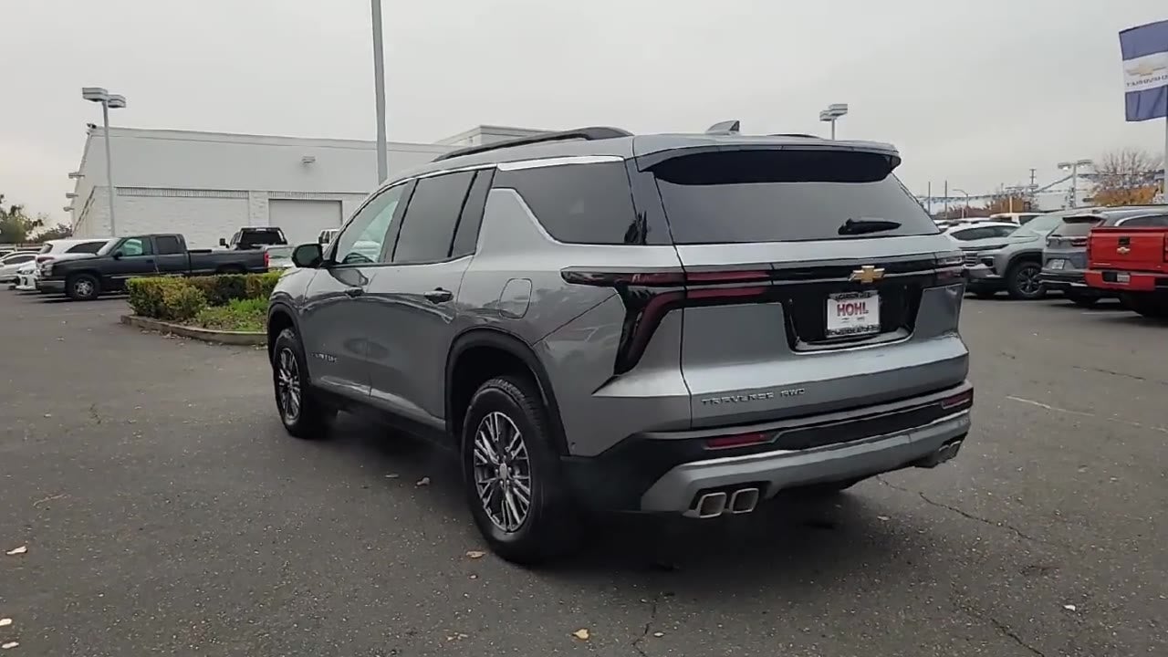 2026 Chevrolet Traverse LT