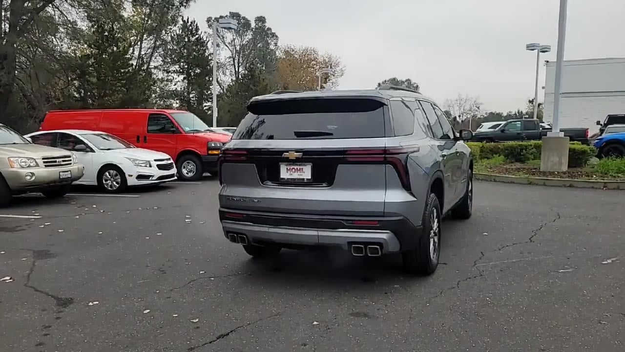 2026 Chevrolet Traverse LT