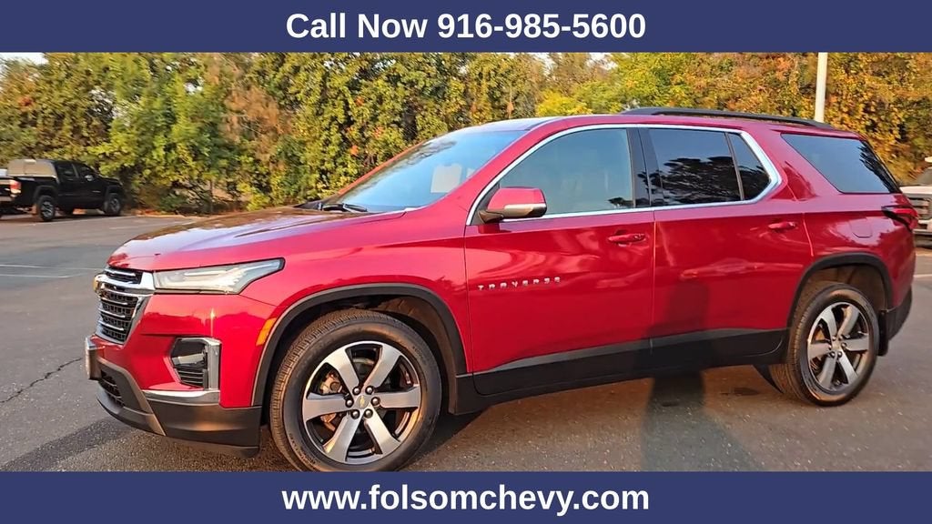 2023 Chevrolet Traverse LT Leather