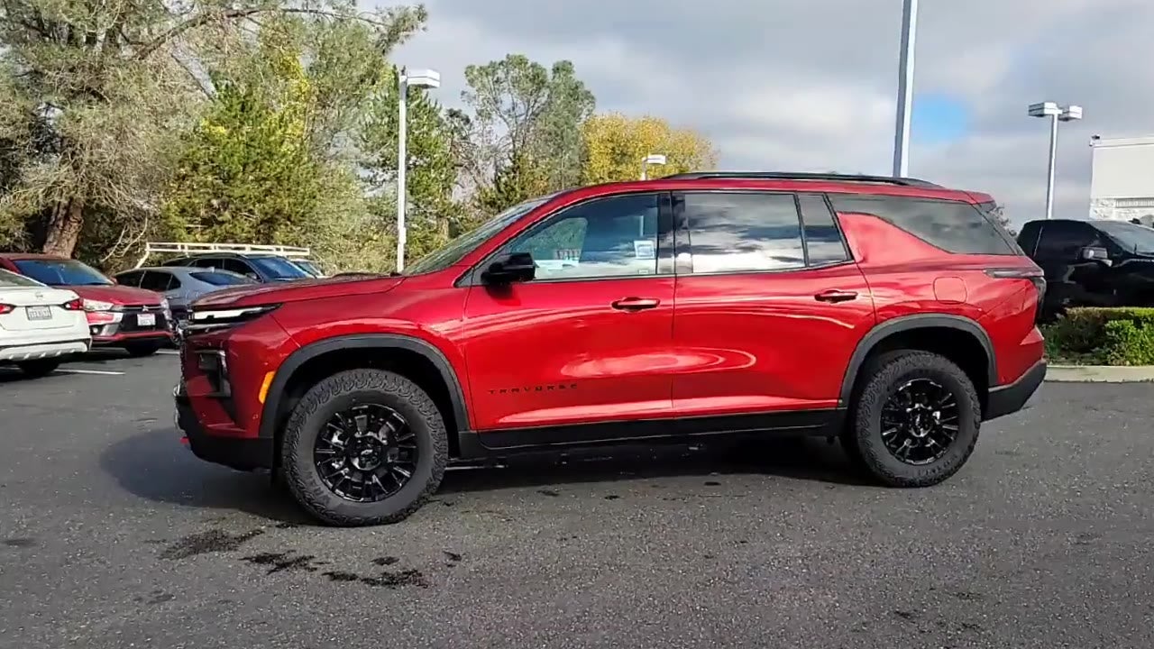 2025 Chevrolet Traverse Z71