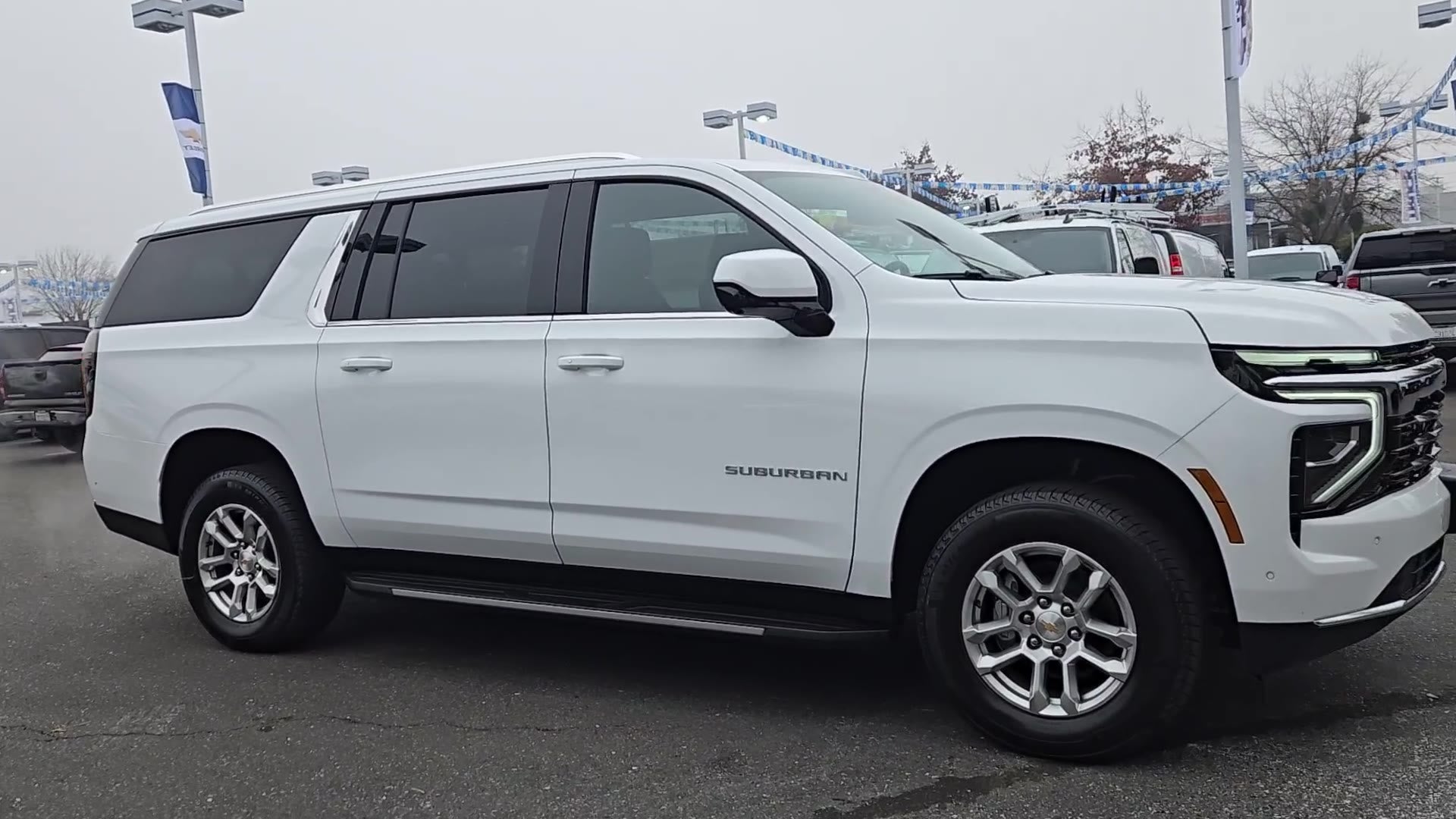 2026 Chevrolet Suburban LS