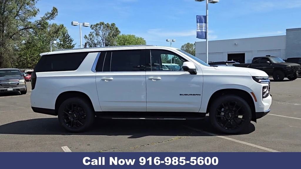 2026 Chevrolet Suburban LT