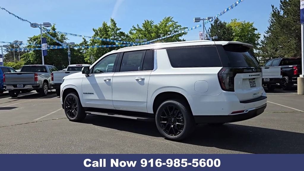 2026 Chevrolet Suburban LT