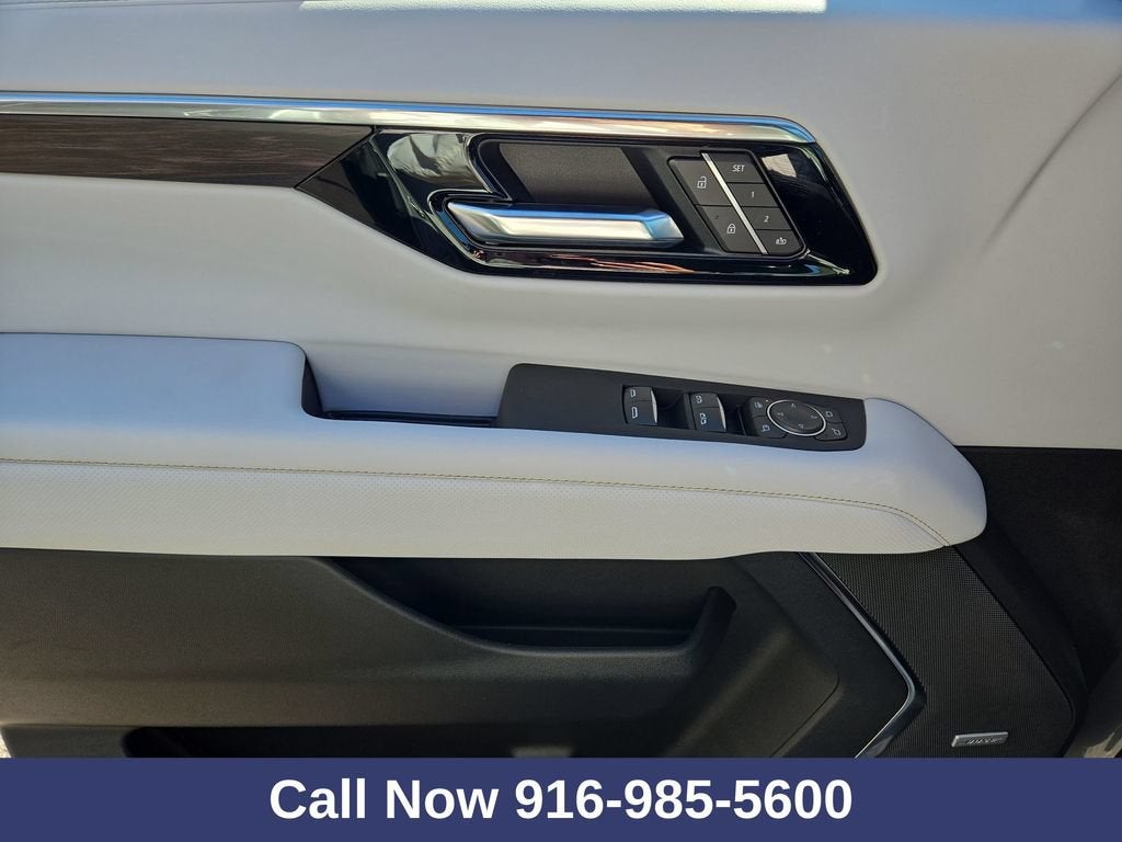 2026 Chevrolet Tahoe Premier - Photo 19