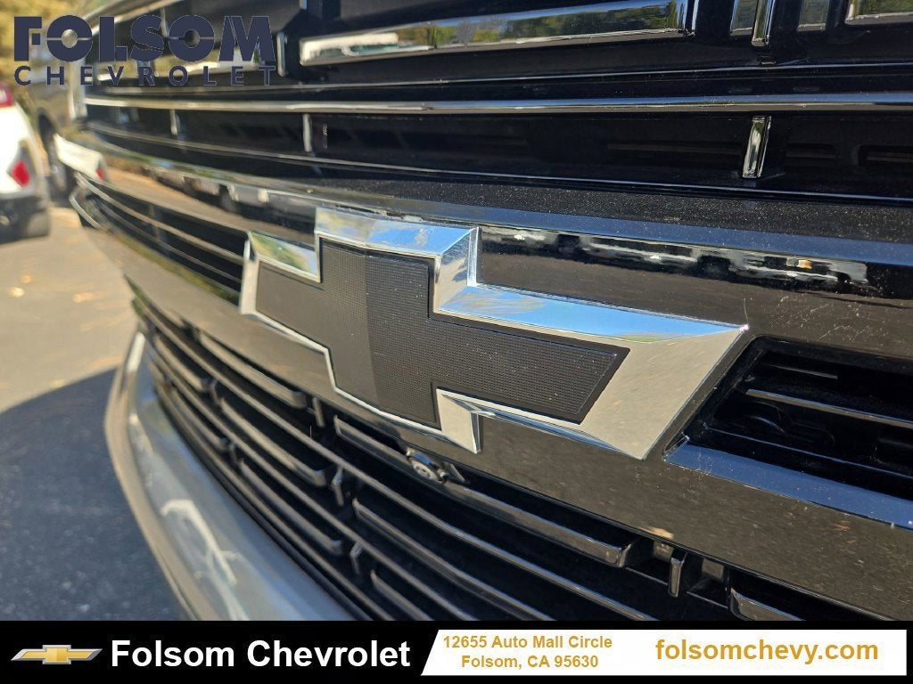 2024 Chevrolet Suburban RST