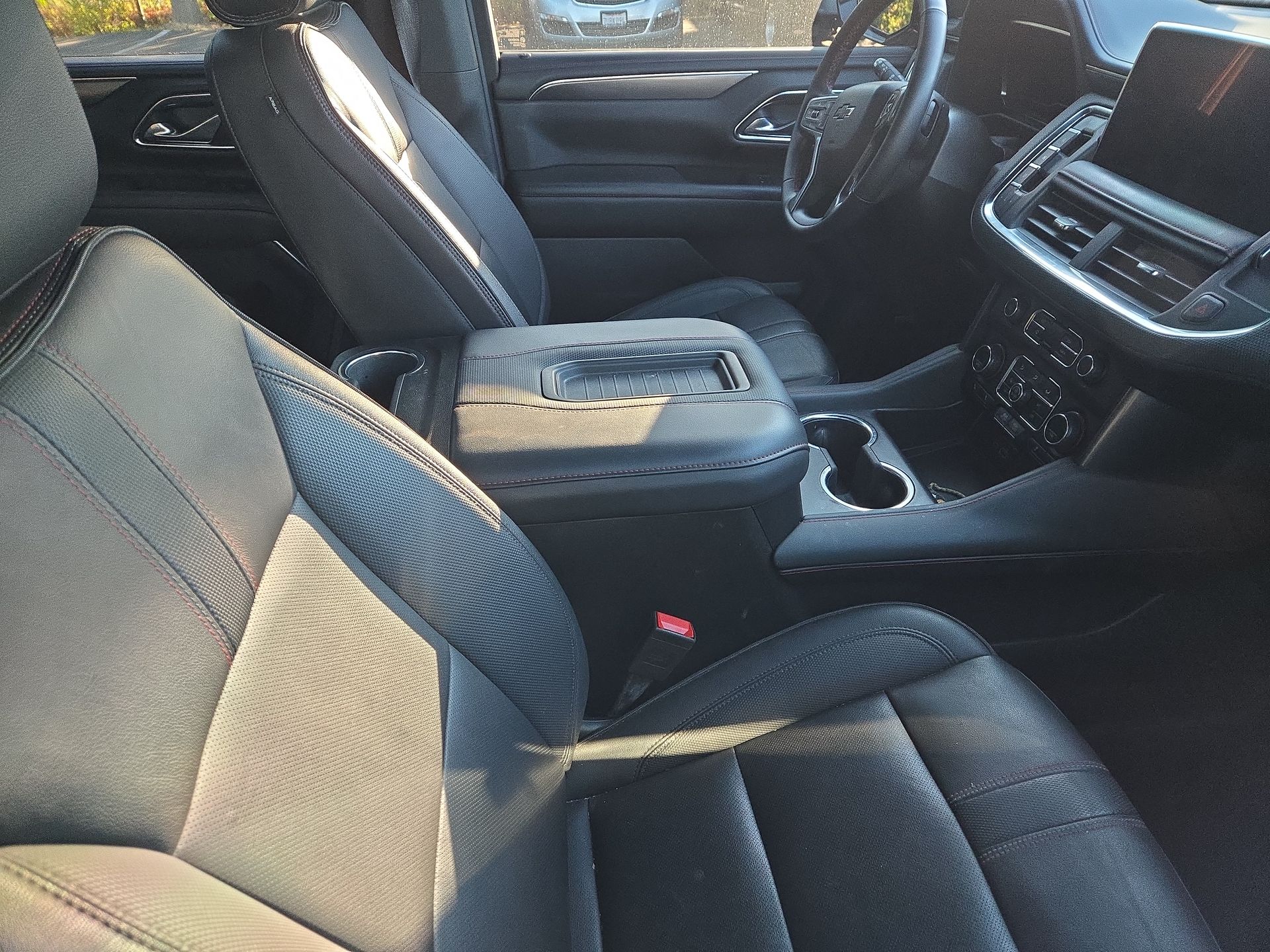 2024 Chevrolet Suburban RST