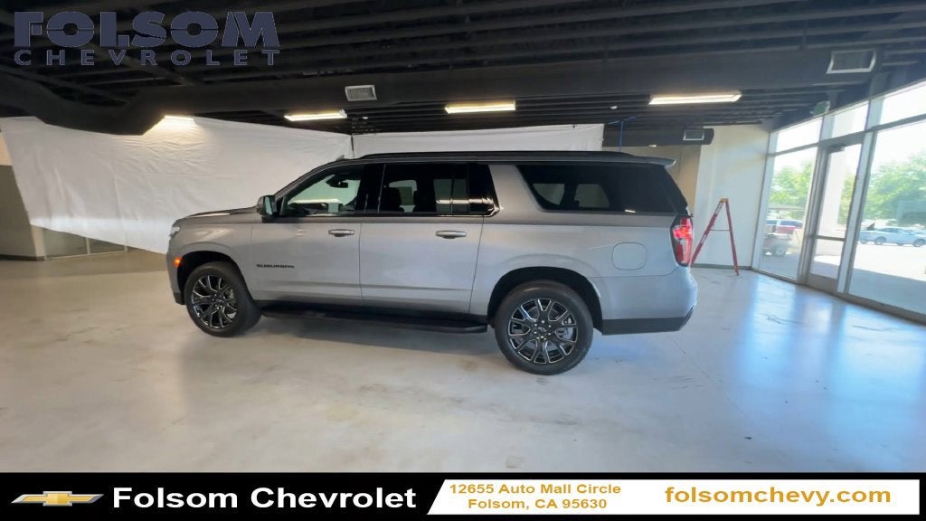 2024 Chevrolet Suburban RST