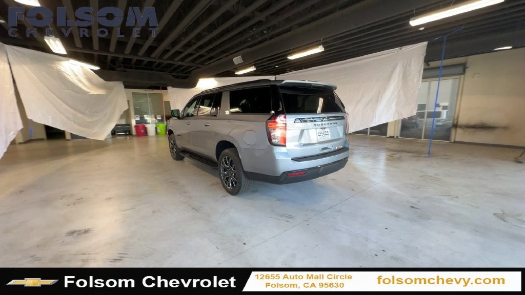 2024 Chevrolet Suburban RST