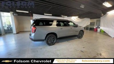 2024 Chevrolet Suburban RST