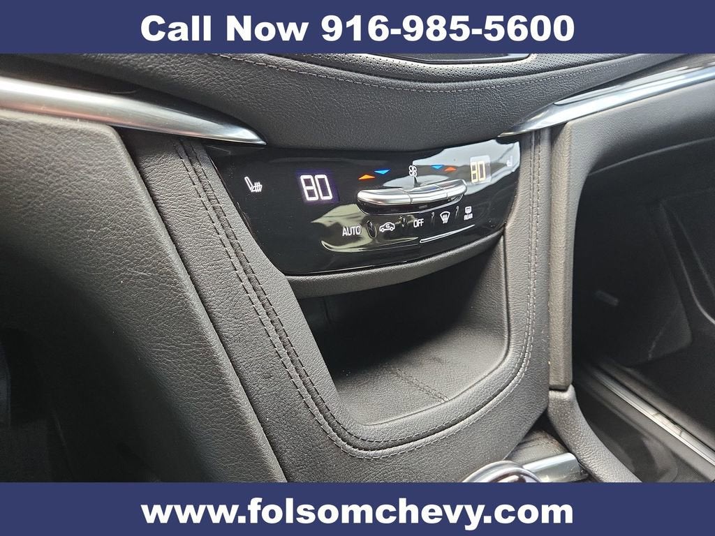 2022 Cadillac XT5 Premium Luxury