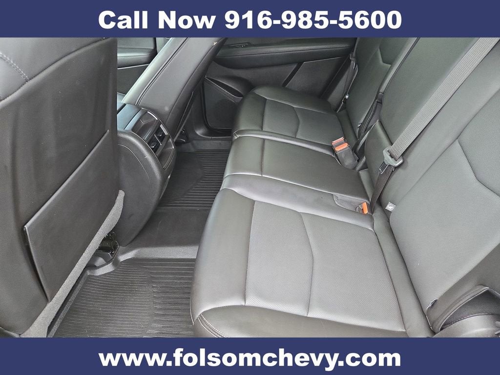 2022 Cadillac XT5 Premium Luxury