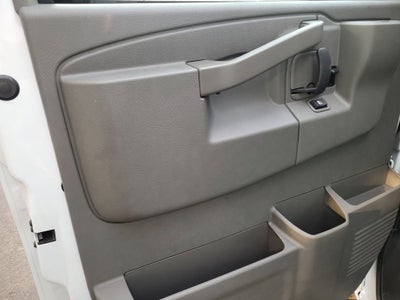 2025 Chevrolet Express Cutaway 3500 1WT