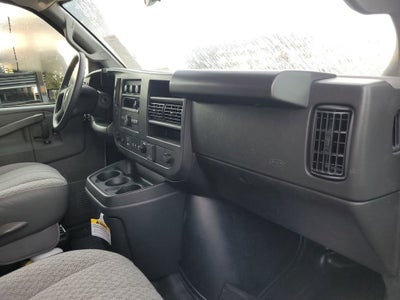 2025 Chevrolet Express Cutaway 3500 1WT