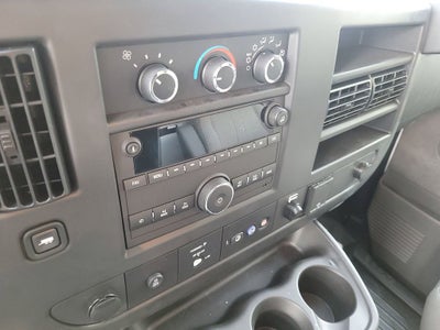 2025 Chevrolet Express Cutaway 3500 1WT