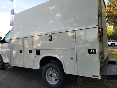 2025 Chevrolet Express Cutaway 3500 1WT